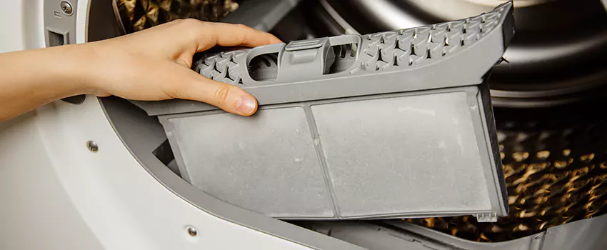 Signs Of A Clogged Dryer Lint Trap in Roselle, New Jersey
